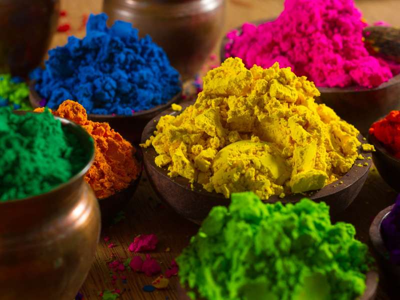 The Difference Between Dyes and Pigments in Chemistry